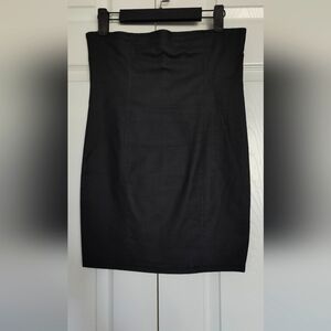 FASHIONNOVA black pencil skirt stretchy material size L